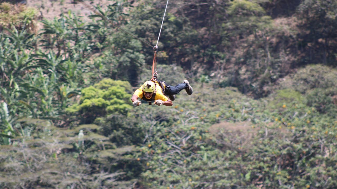 Seilrutsche In Santa Teresa Machu Picchu foto 3